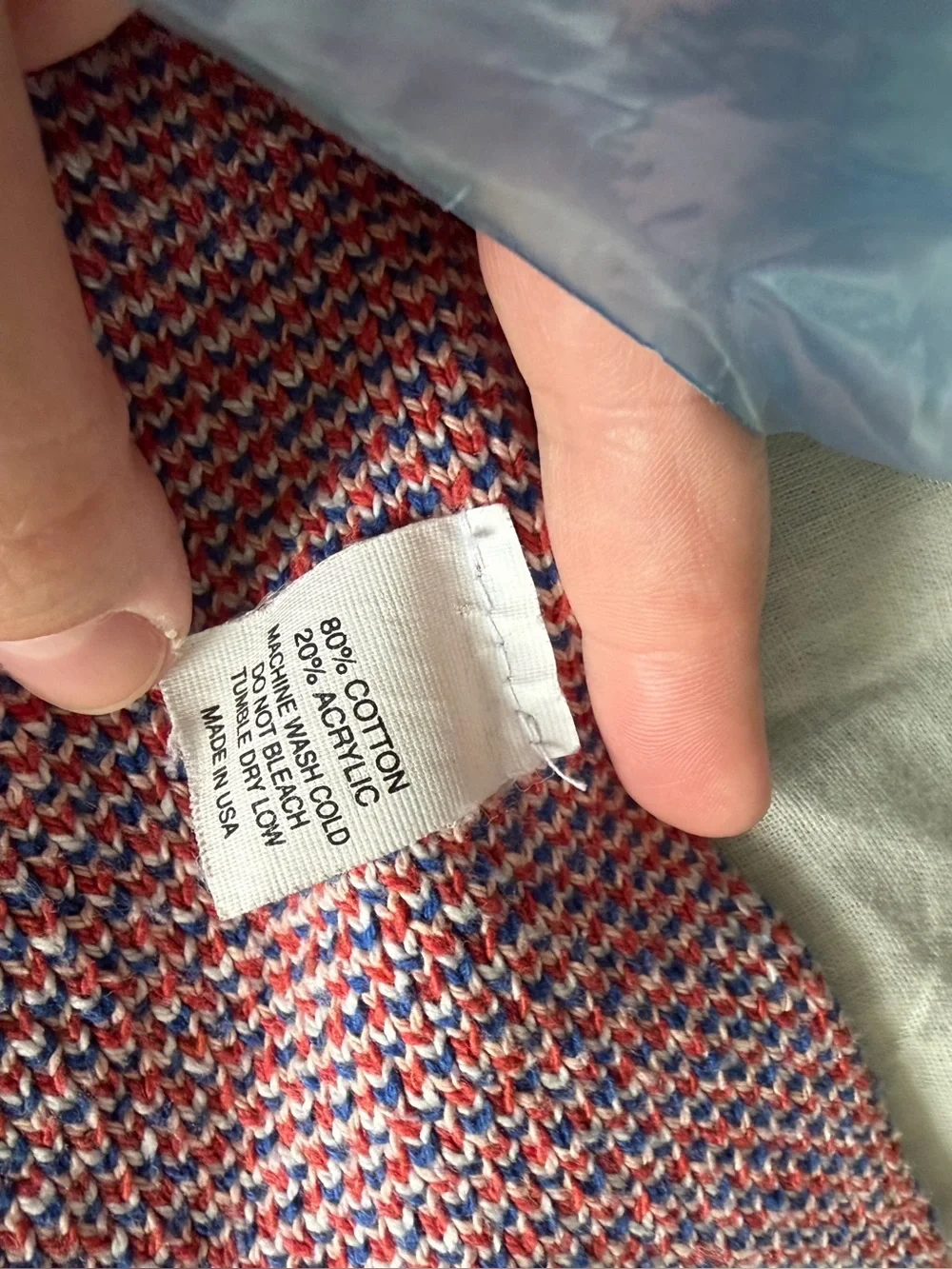 Calhoun & Co. Sardine Throw Blanket